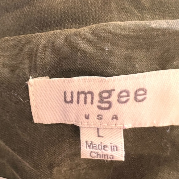 Umgee size large olive green trench coat with hood - Picture 5 of 6